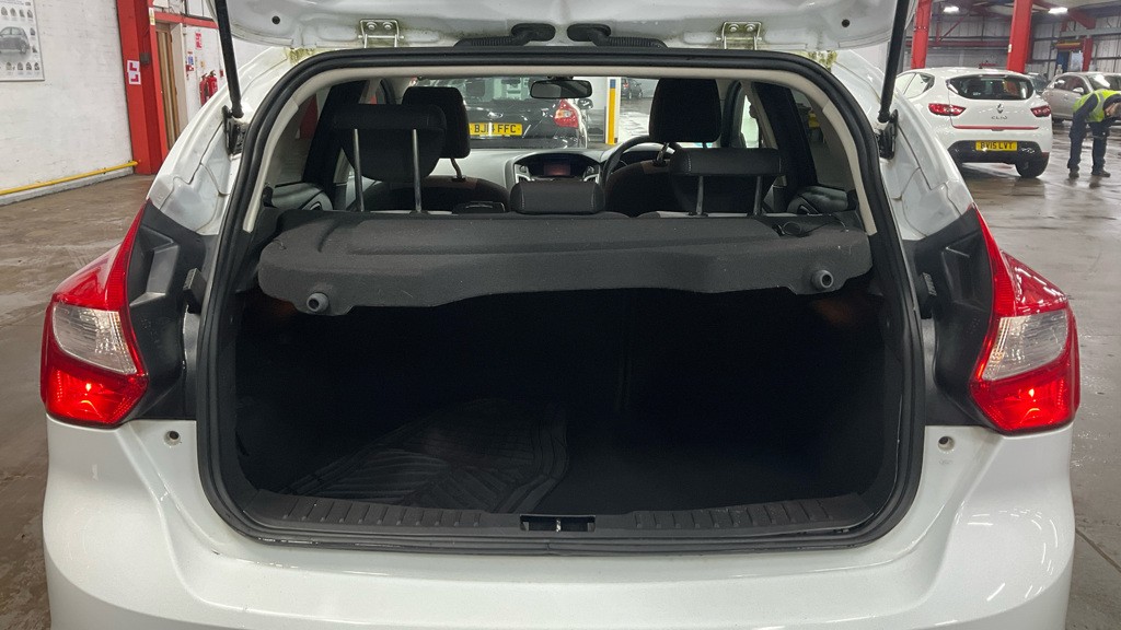 Used Ford Focus 2014 for sale - 77213406: Photo 9