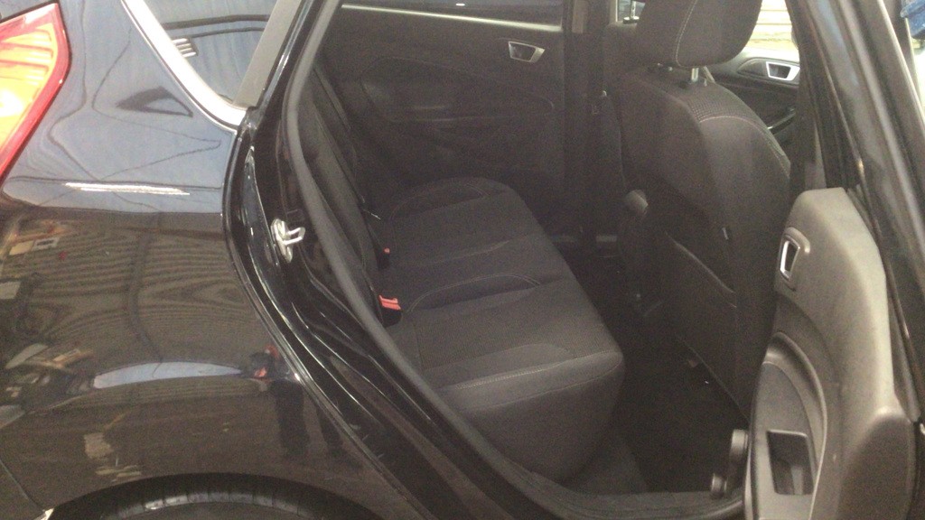 Used Ford Fiesta 2016 for sale - 77069102: Photo 6