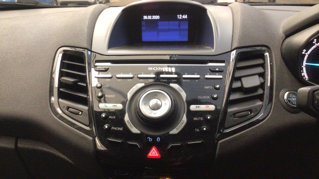 Used Ford Fiesta 2016 for sale - 77069102: Photo 7