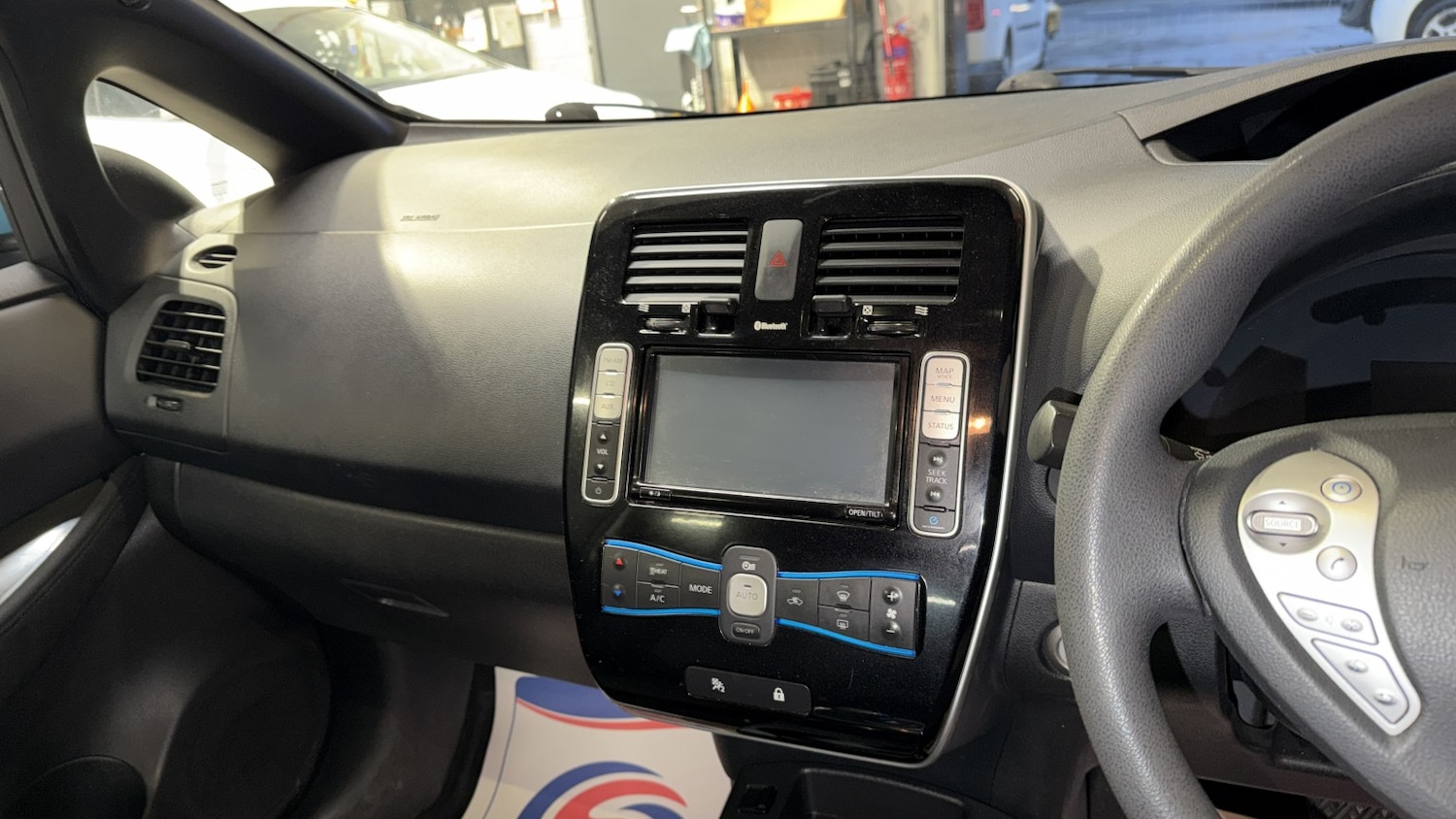 Used Nissan Leaf 2015 for sale - 77296834: Photo 23