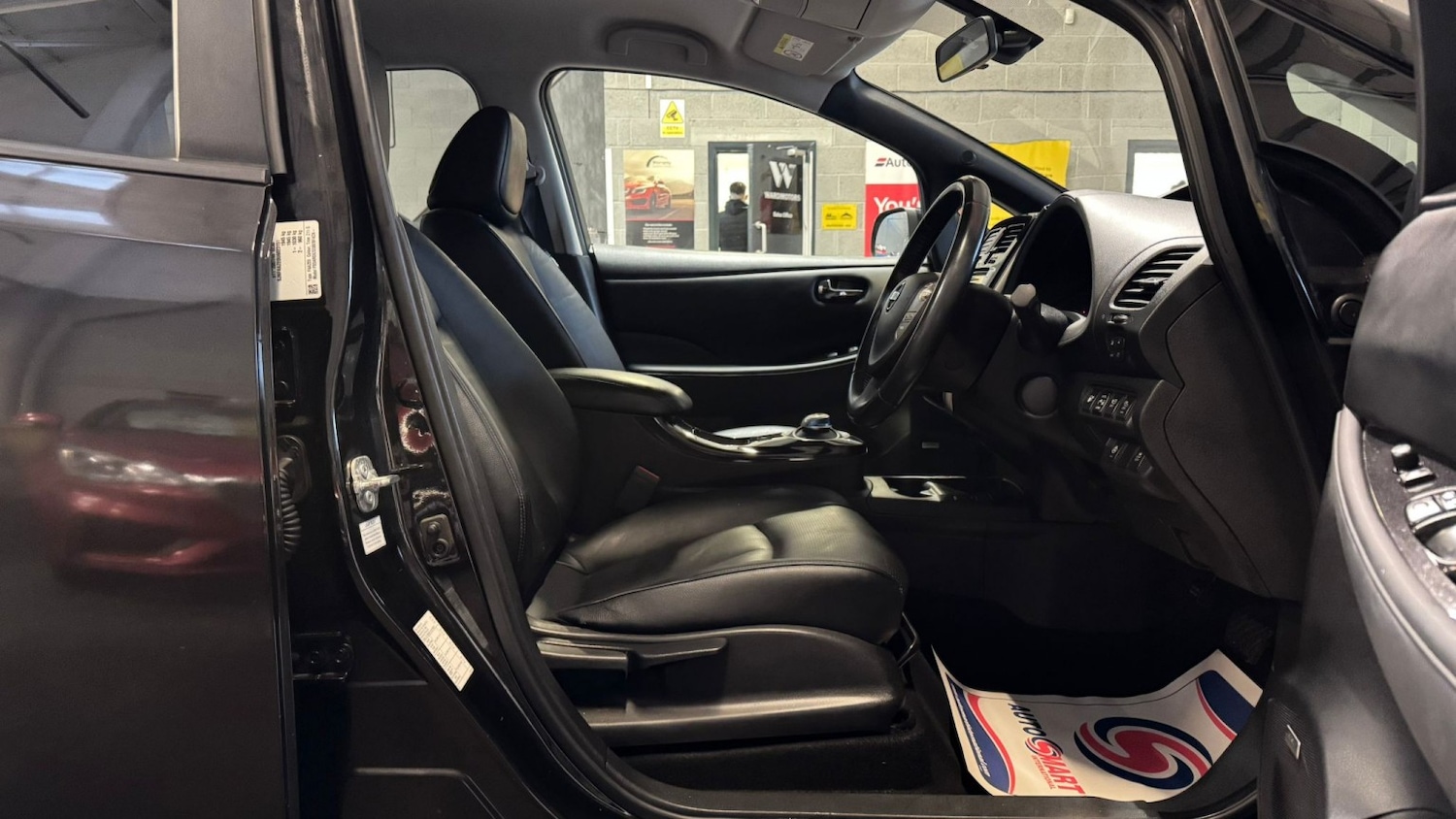 Used Nissan Leaf 2014 for sale - 78031567: Photo 11