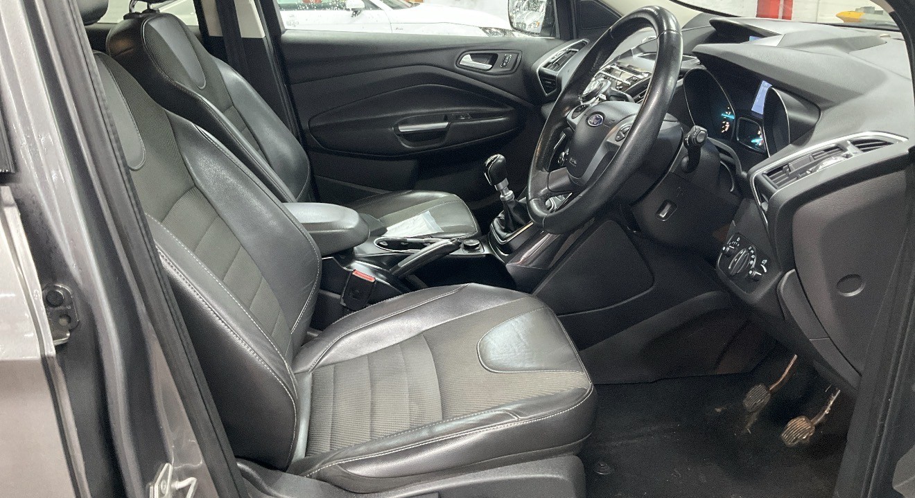 Used Ford Kuga 2014 for sale - 77478142: Photo 5