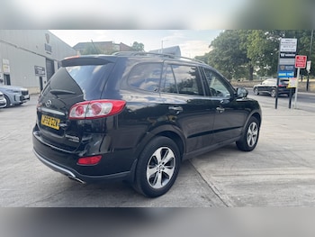 Used Hyundai Santa Fe 2012 for sale - 79519696: Photo