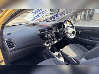 Used Kia Rio 2015 for sale - 79483285: Photo