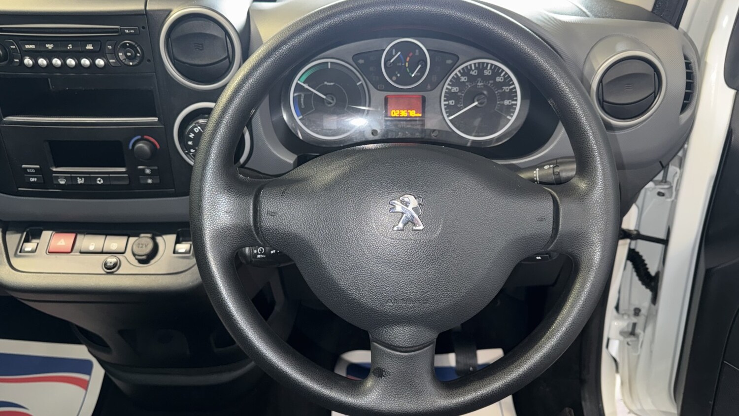 Used Peugeot e-Partner 2018 for sale - 78112157: Photo 19