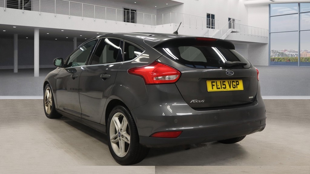 Used Ford Focus 2015 for sale - 77173187: Photo 2