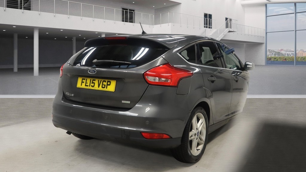 Used Ford Focus 2015 for sale - 77173187: Photo 4