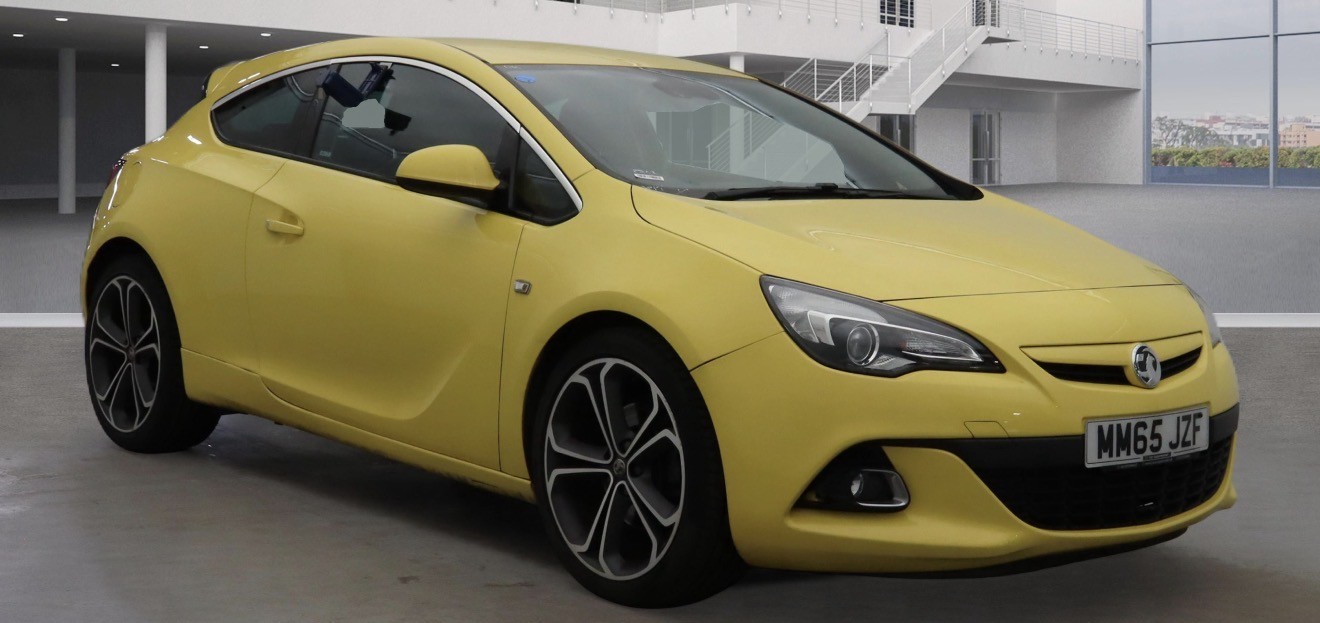 Used Vauxhall Astra GTC 2015 for sale - 77715033: Photo 2