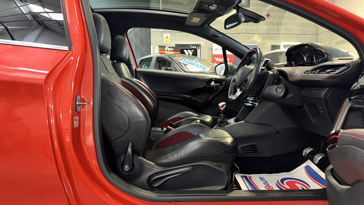 Used Peugeot 208 2016 for sale - 77921320: Photo 11