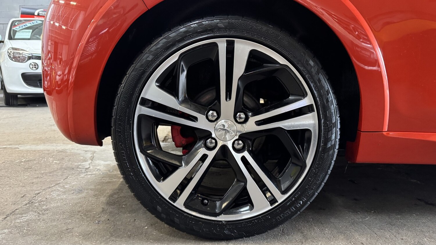 Used Peugeot 208 2016 for sale - 77921320: Photo 32