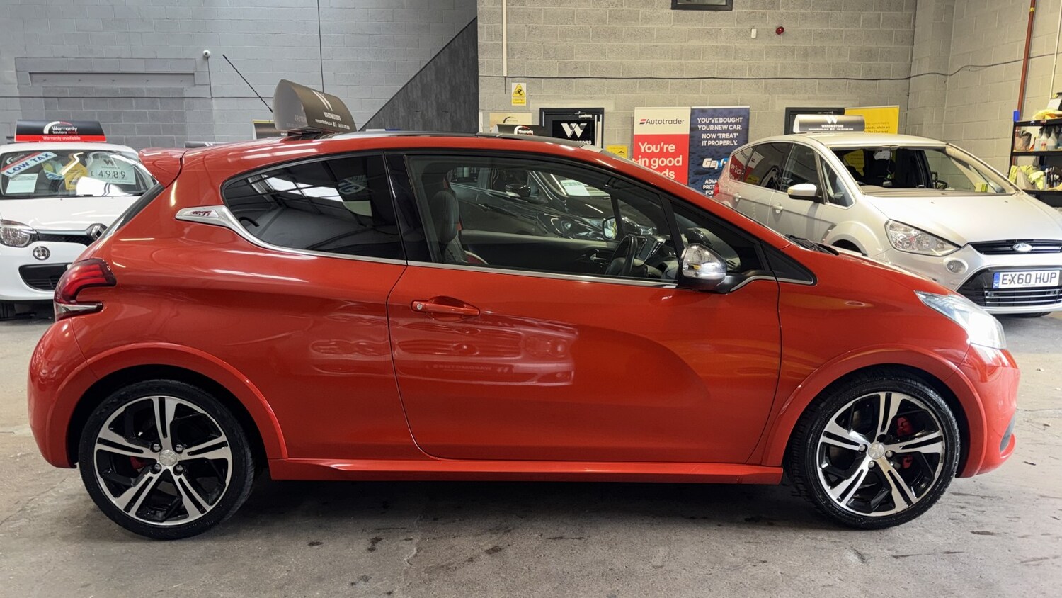 Used Peugeot 208 2016 for sale - 77921320: Photo 9