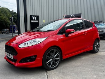 Used Ford Fiesta 2017 for sale - 79612734: Photo