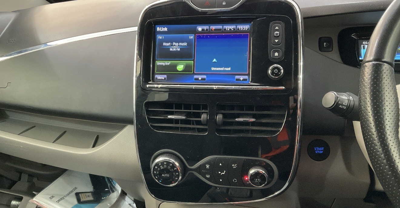 Used Renault Zoe 2015 for sale - 77694301: Photo 8