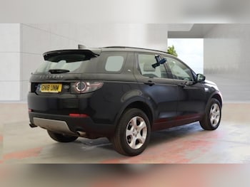 Used Land Rover Discovery Sport 2018 for sale - 79191701: Photo