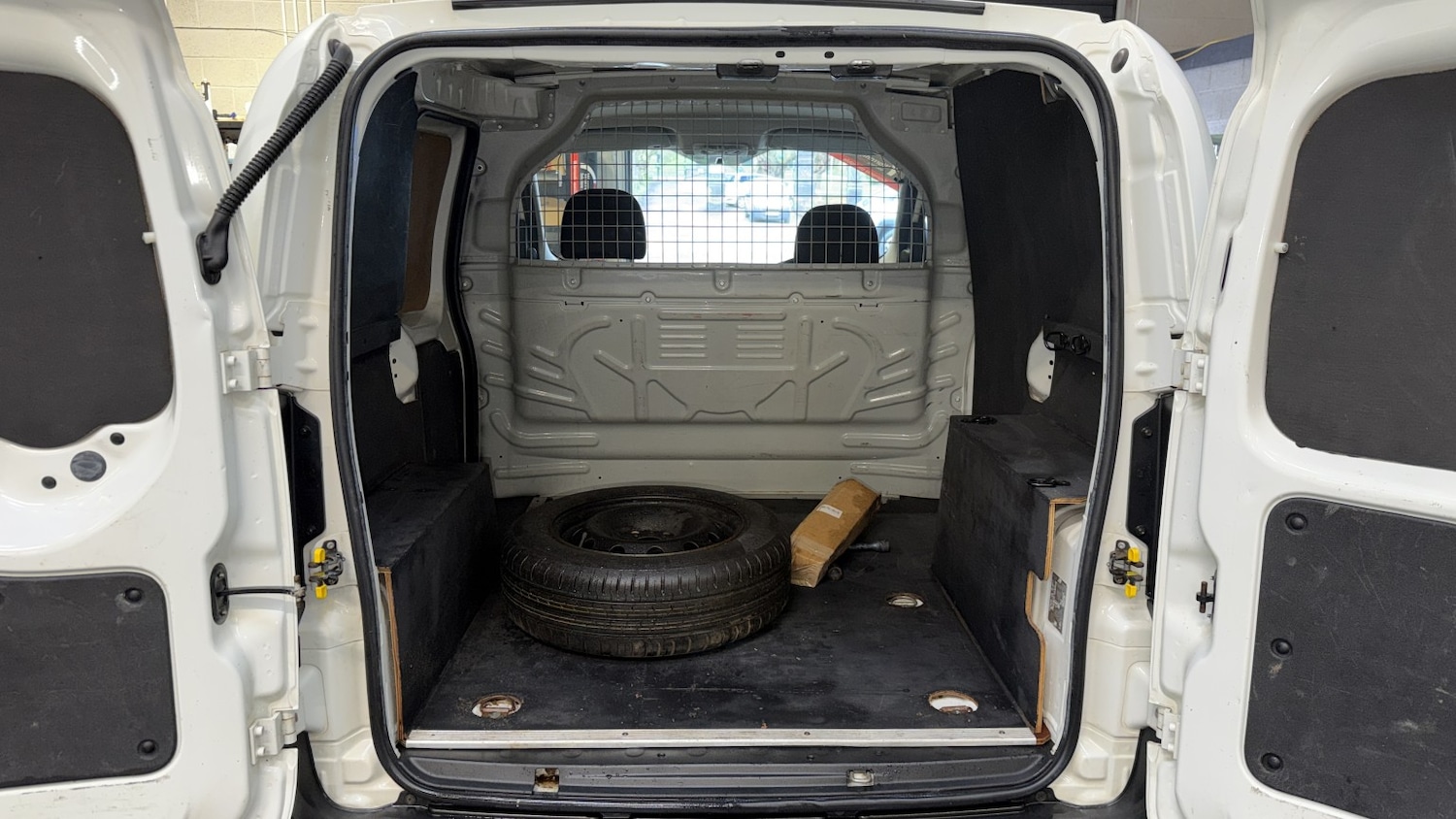 Used Peugeot Bipper 2012 for sale - 77595449: Photo 19