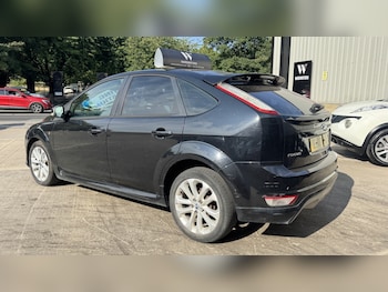 Used Ford Focus 2010 for sale - 79234800: Photo