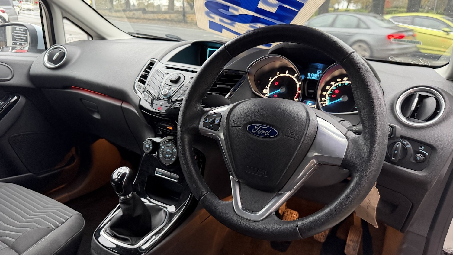 Used Ford Fiesta 2014 for sale - 76673265: Photo 2
