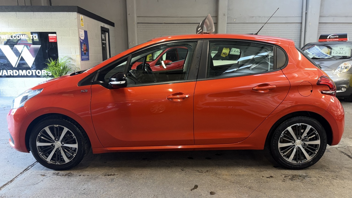 Used Peugeot 208 2016 for sale - 76673294: Photo 2