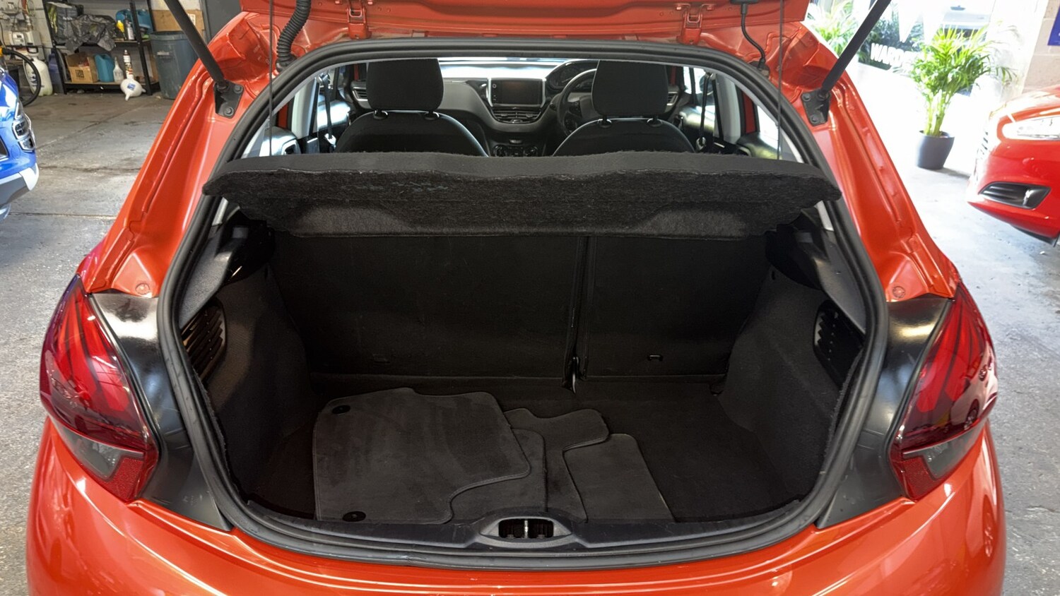 Used Peugeot 208 2016 for sale - 76673294: Photo 38