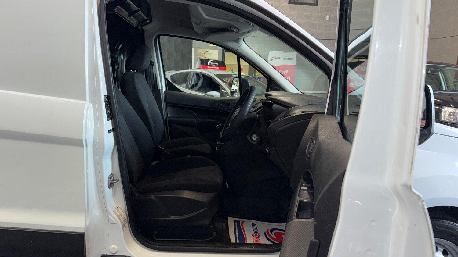 Used Ford Transit Connect 2015 for sale - 76793853: Photo 11