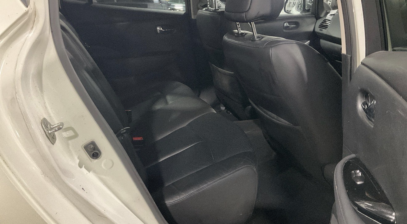 Used Nissan Leaf 2015 for sale - 77011777: Photo 6