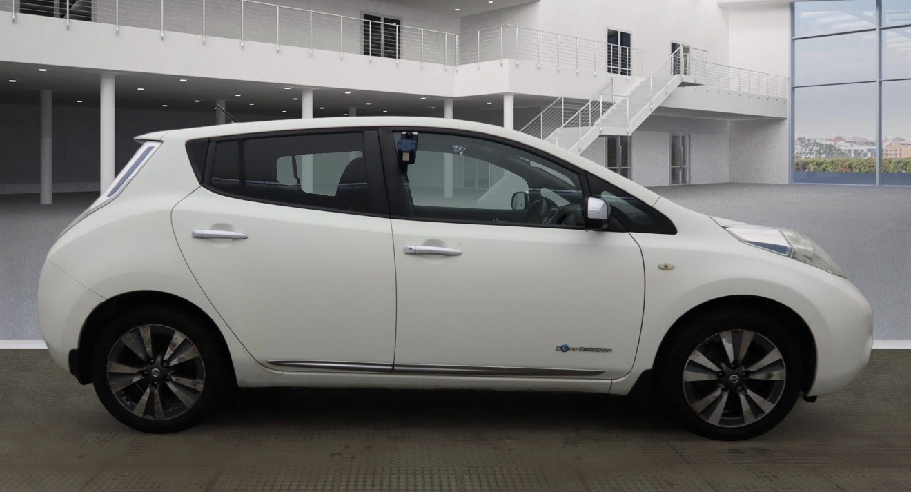 Used Nissan Leaf 2015 for sale - 77011777: Photo 9