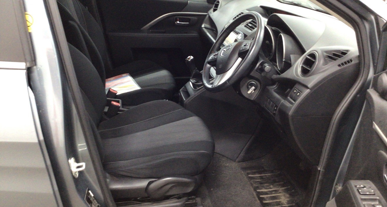 Used Mazda Mazda5 2012 for sale - 76845002: Photo 5