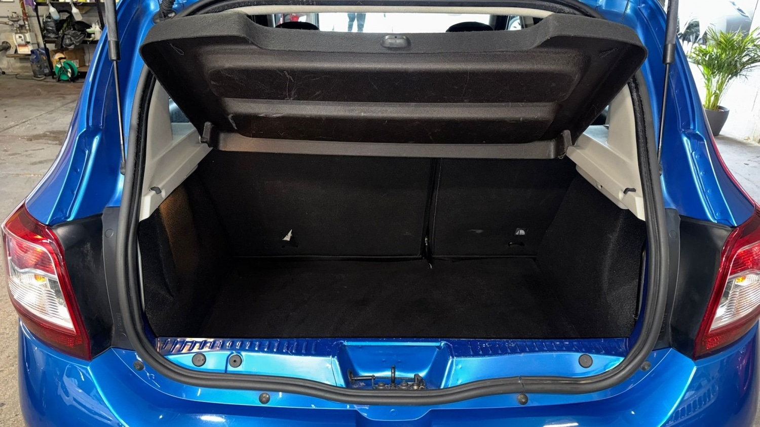 Used Dacia Sandero Stepway 2015 for sale - 77107688: Photo 36