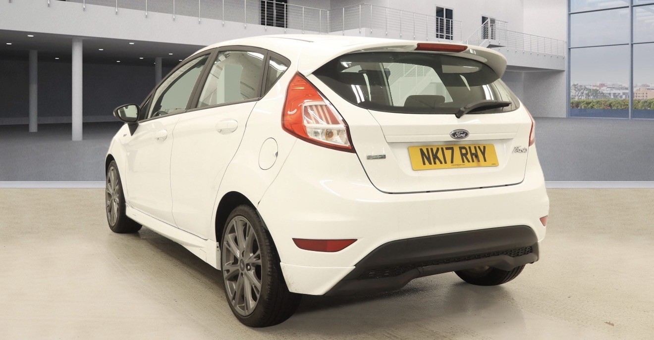 Used Ford Fiesta 2017 for sale - 77494906: Photo 2