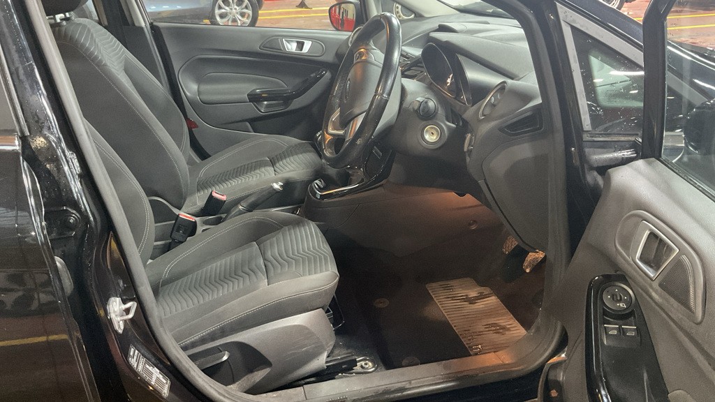 Used Ford Fiesta 2016 for sale - 77069103: Photo 5