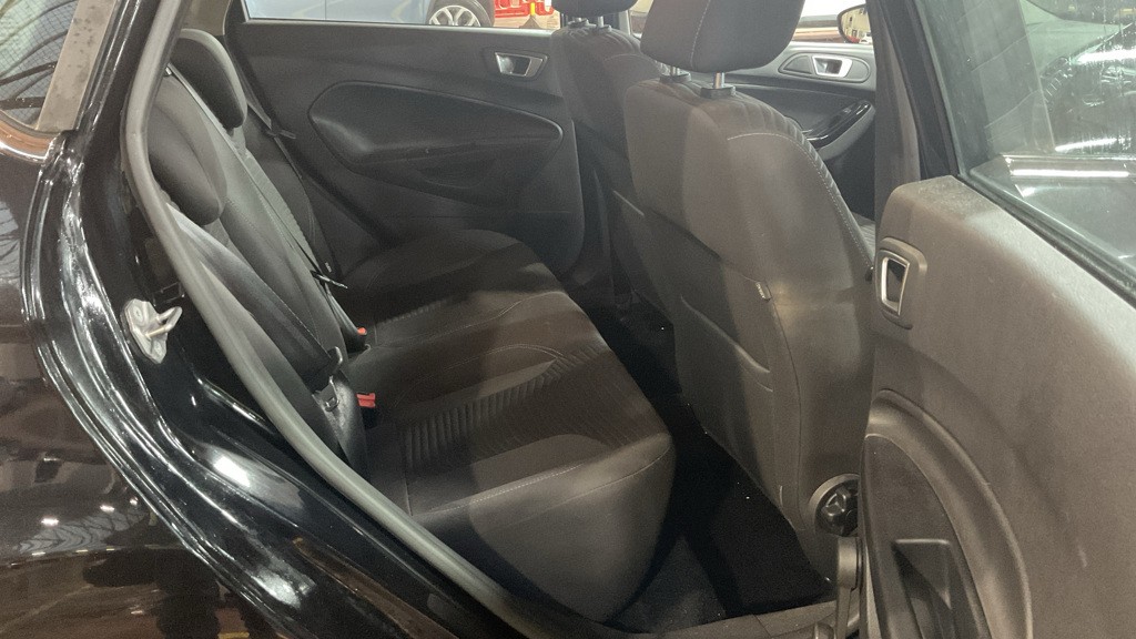 Used Ford Fiesta 2016 for sale - 77069103: Photo 6