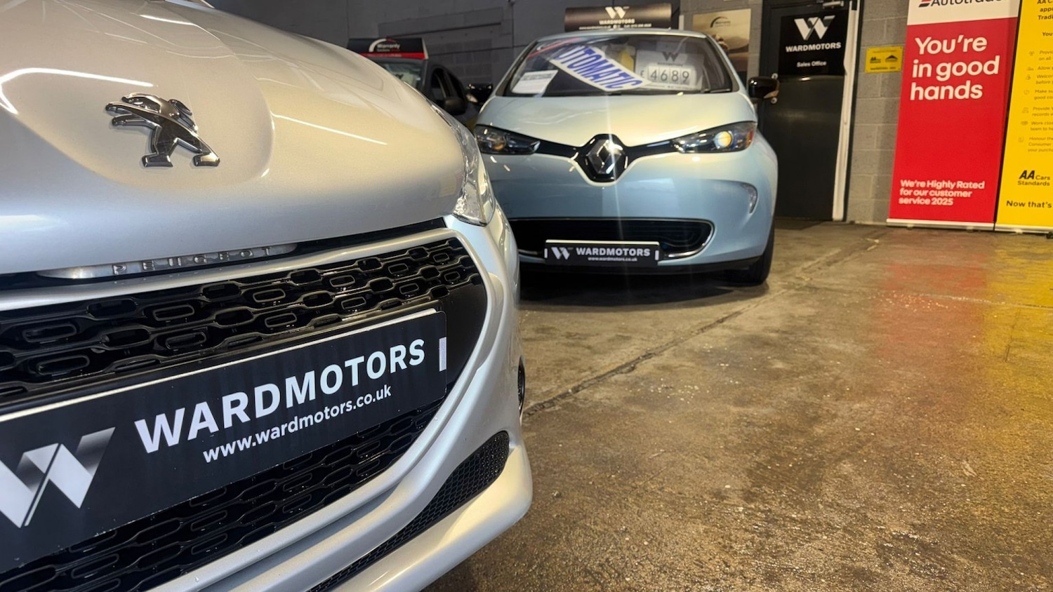 Used Peugeot 208 2013 for sale - 77289177: Photo 32