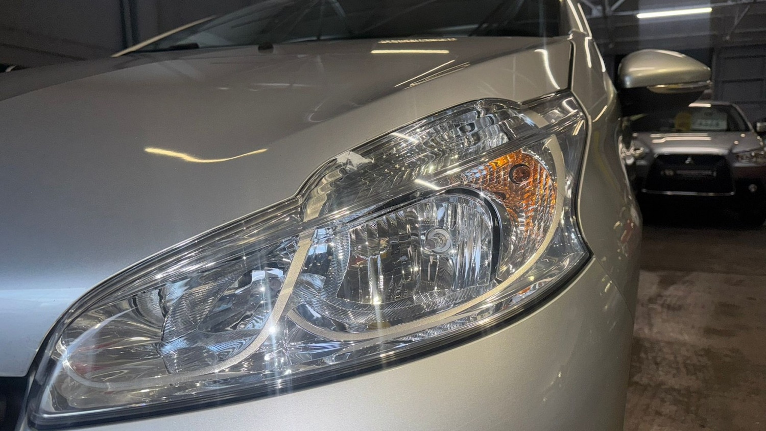 Used Peugeot 208 2013 for sale - 77289177: Photo 36