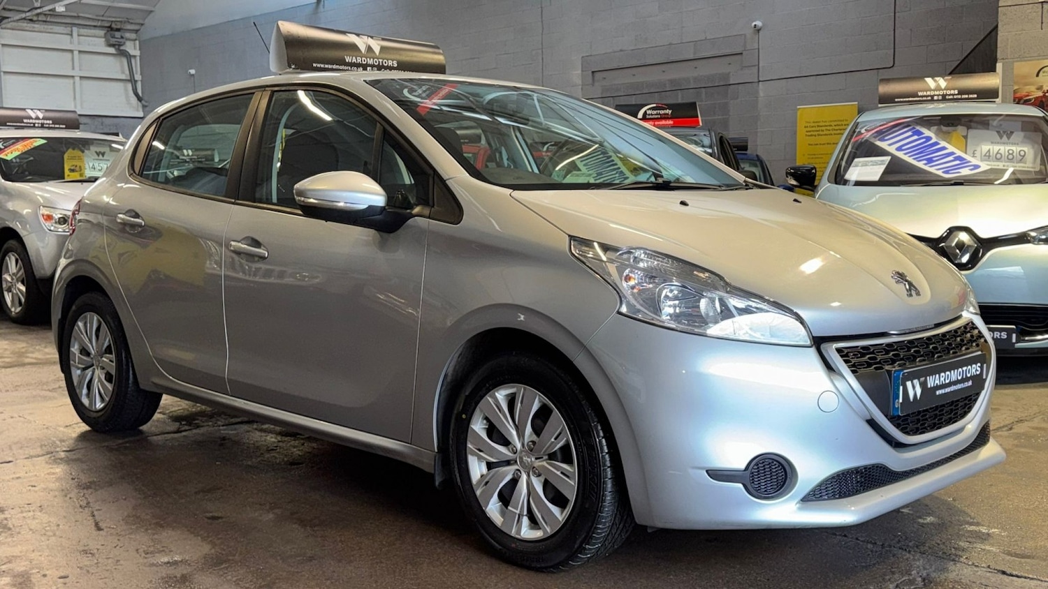Used Peugeot 208 2013 for sale - 77289177: Photo 4