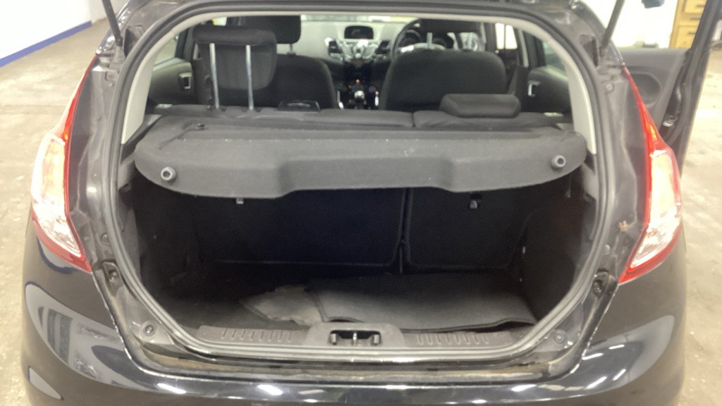 Used Ford Fiesta 2015 for sale - 77173152: Photo 30