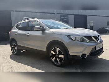 Used Nissan Qashqai 2015 for sale - 79507802: Photo