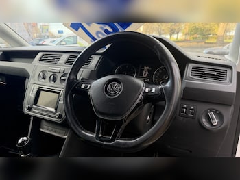 Used Volkswagen Caddy Maxi 2018 for sale - 76897006: Photo