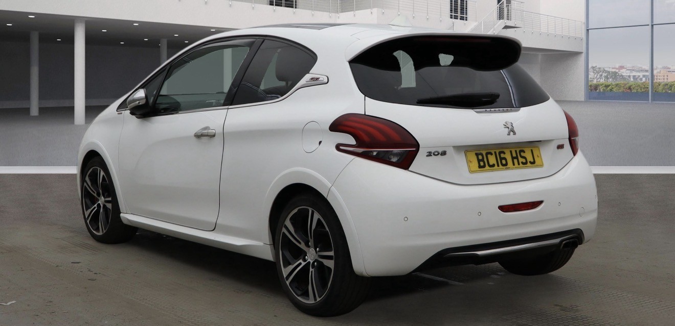 Used Peugeot 208 2016 for sale - 77478139: Photo 4