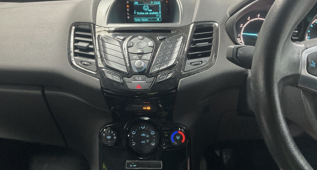 Used Ford Fiesta 2015 for sale - 76673316: Photo 10