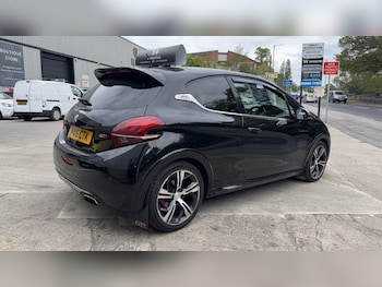 Used Peugeot 208 2016 for sale - 78513703: Photo