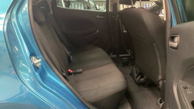 Used Mazda Mazda2 2013 for sale - 78145828: Photo 6