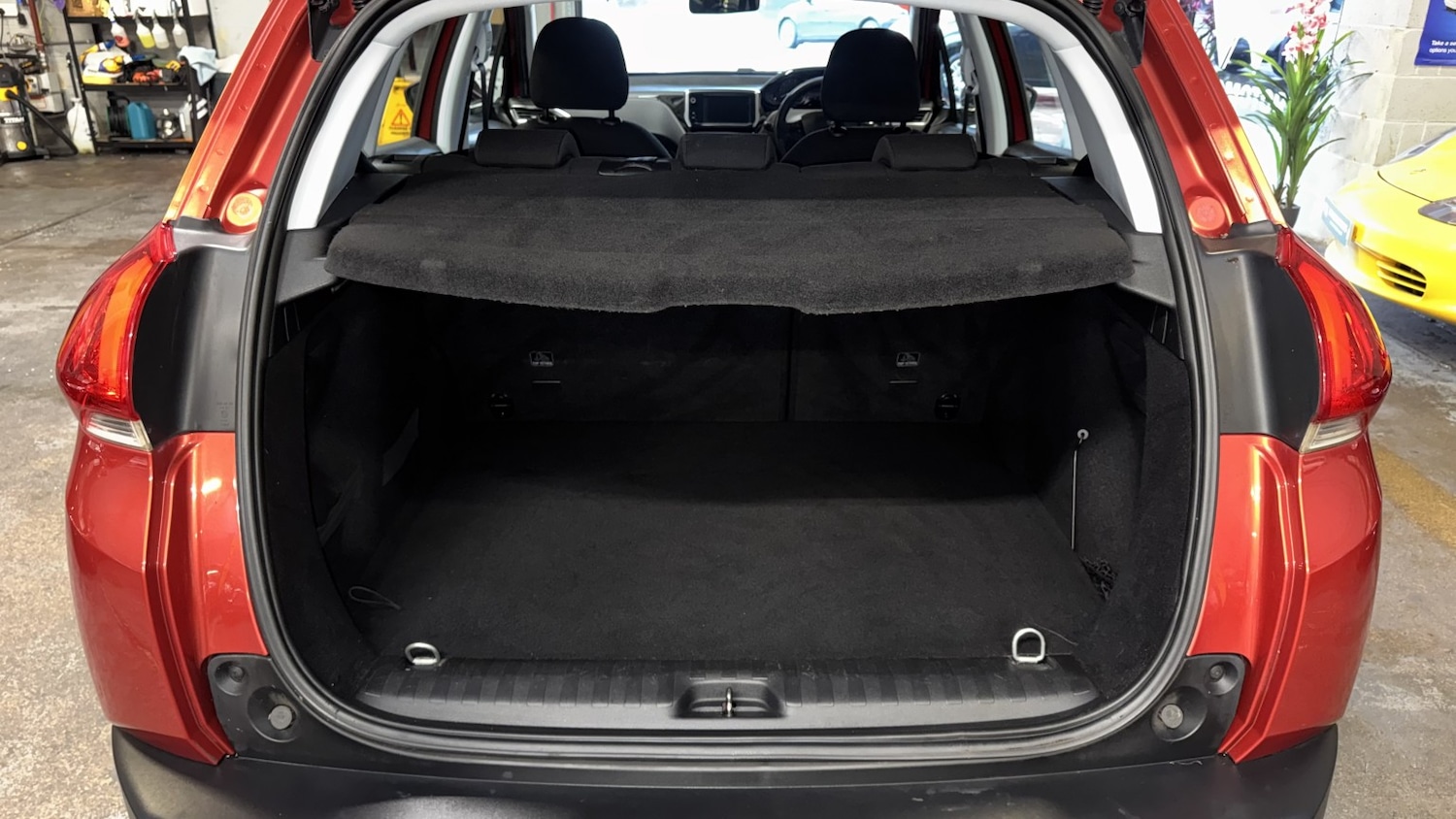 Used Peugeot 2008 2015 for sale - 77638619: Photo 41