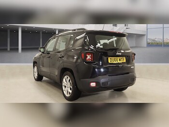 Used Jeep Renegade 2016 for sale - 77478127: Photo