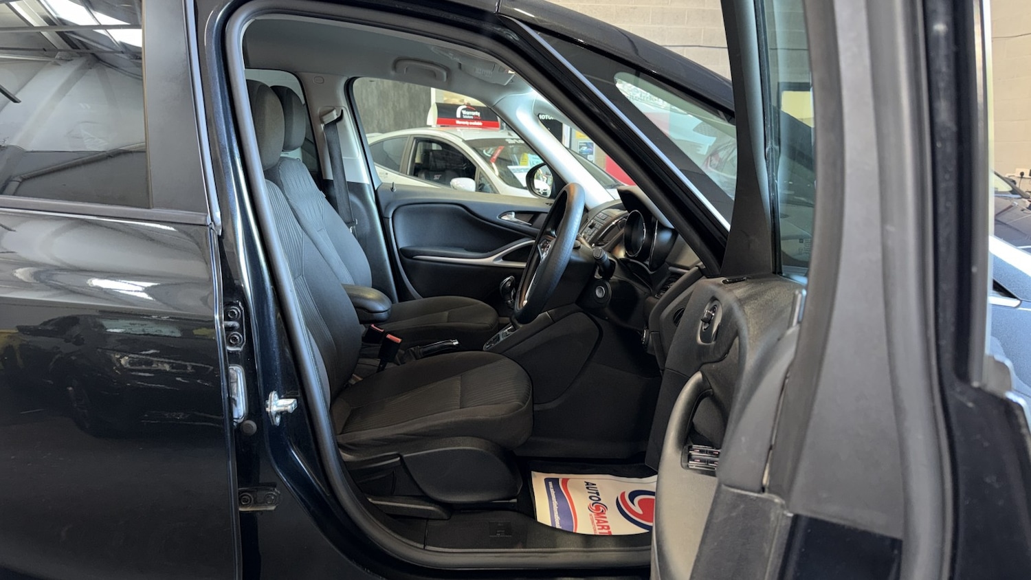 Used Vauxhall Zafira 2013 for sale - 76673288: Photo 11