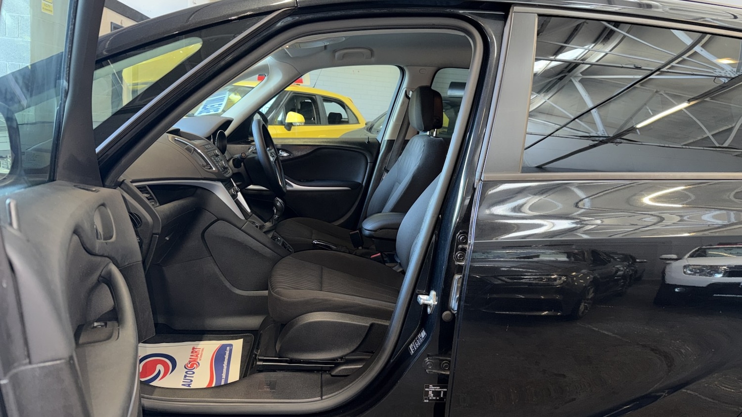 Used Vauxhall Zafira 2013 for sale - 76673288: Photo 17