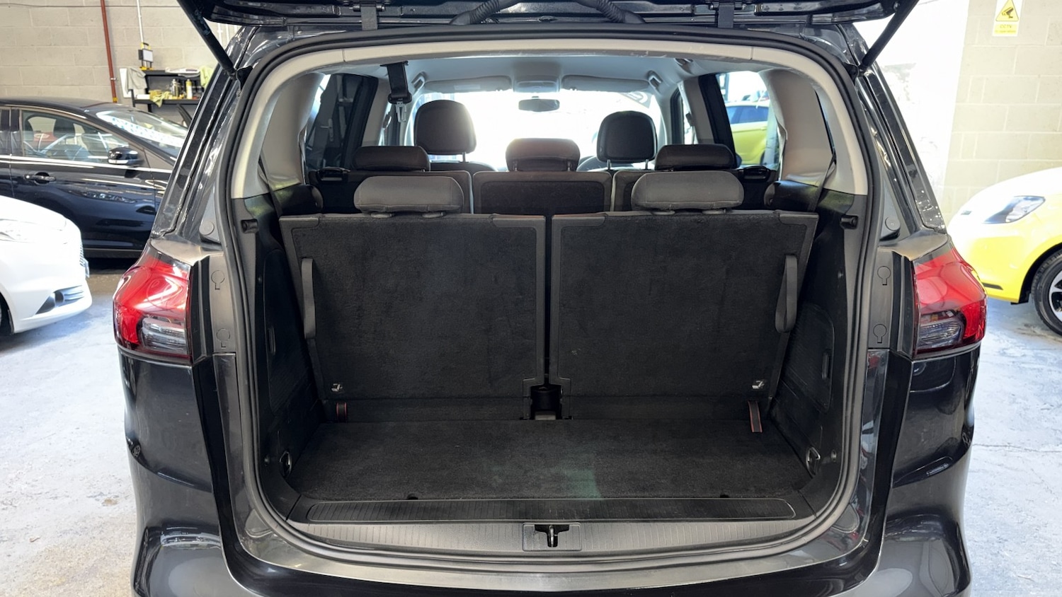 Used Vauxhall Zafira 2013 for sale - 76673288: Photo 33