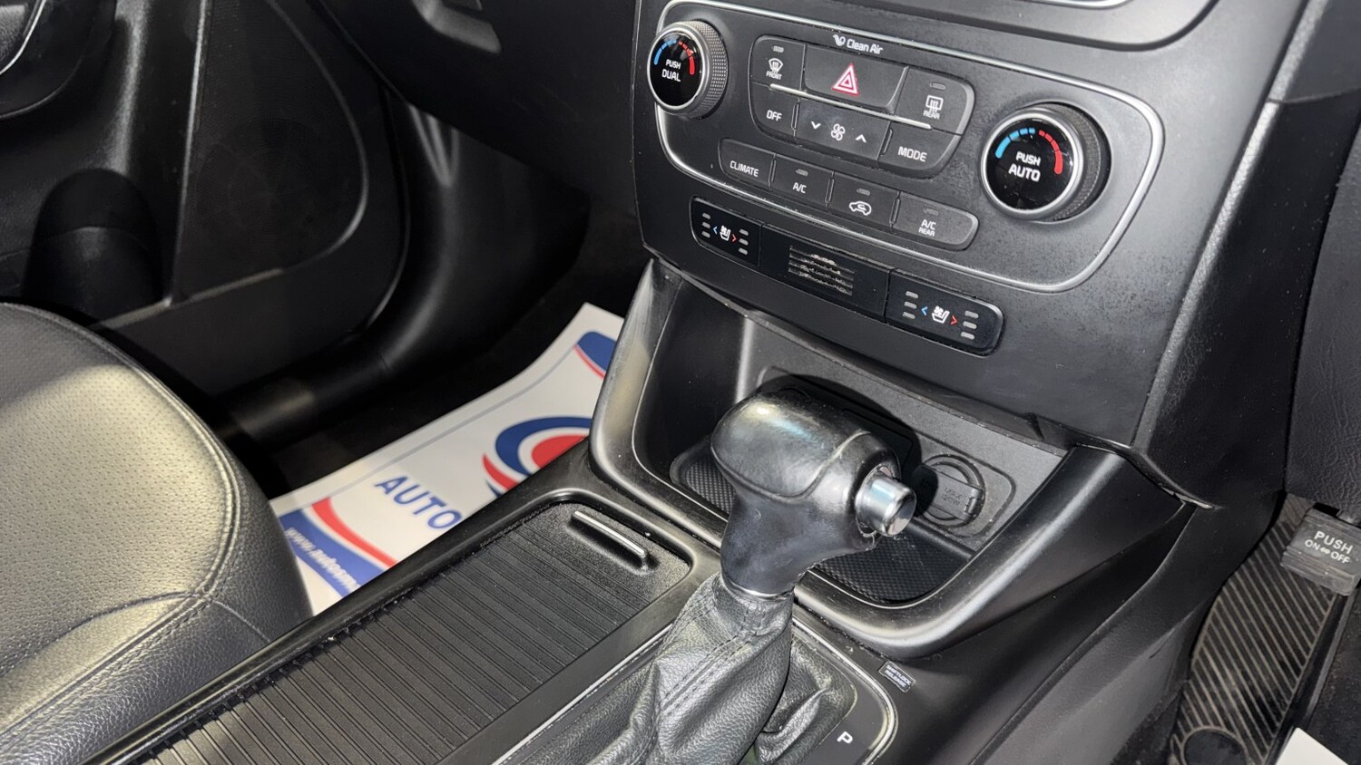 Used Kia Sorento 2013 for sale - 78084553: Photo 32