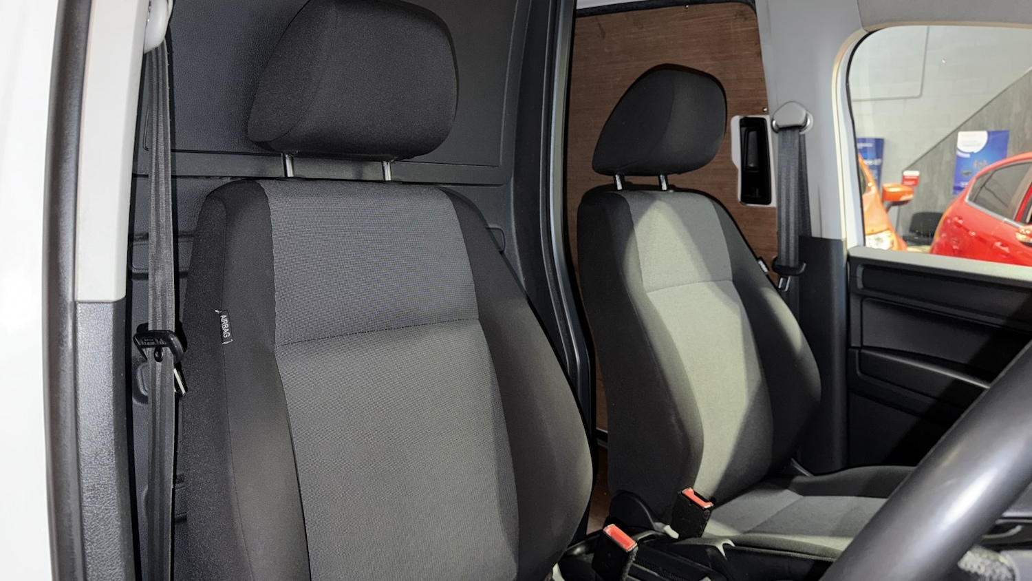 Used Volkswagen Caddy Maxi 2018 for sale - 76951121: Photo 13