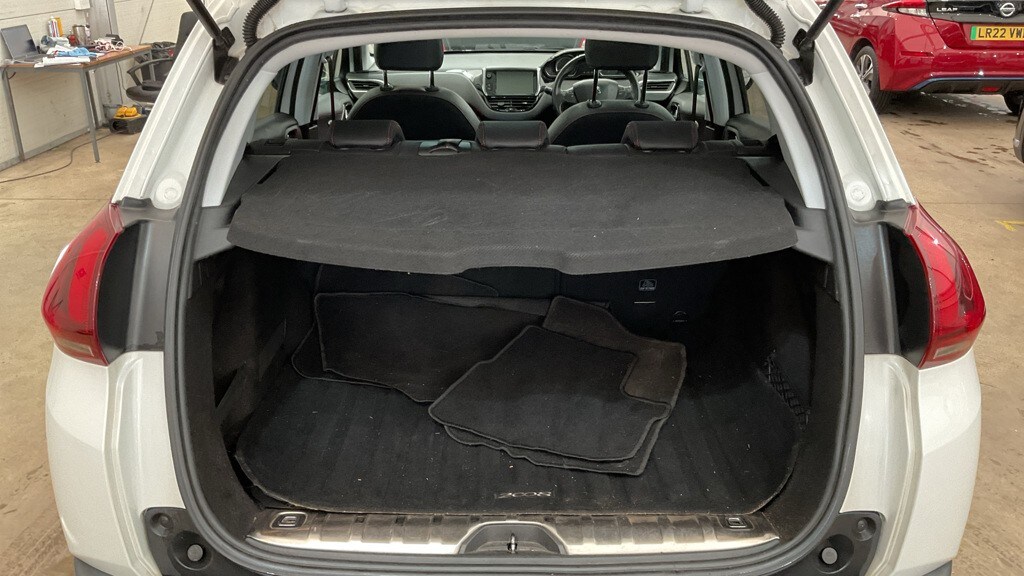 Used Peugeot 2008 2017 for sale - 77897799: Photo 11