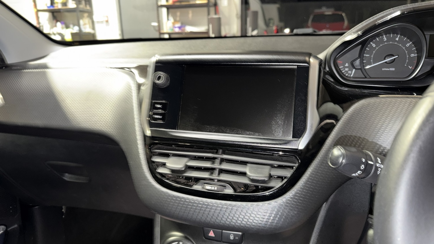 Used Peugeot 2008 2017 for sale - 76935365: Photo 22